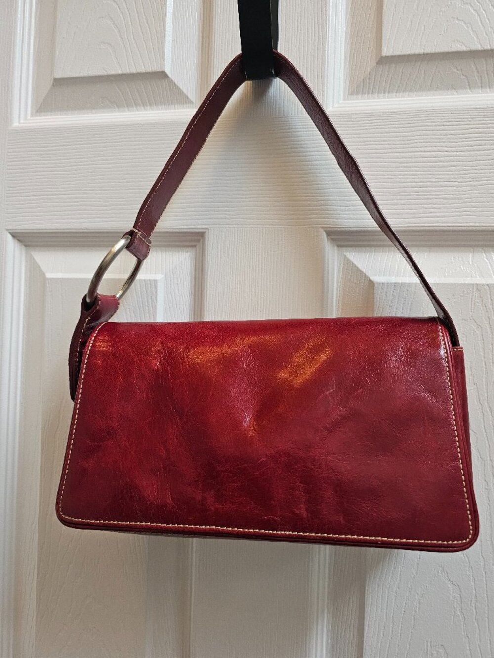 Kenneth Cole Y2K Genuine Leather Shoulder Bag – Y2K Minimalist – Red
